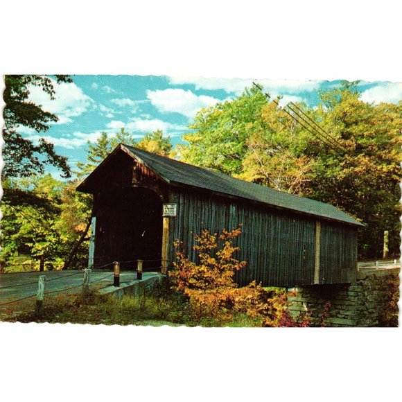 Babbs Covered Bridge Postcard Travel Souvenir Unposted Maine River Vintage - Picture 1 of 2